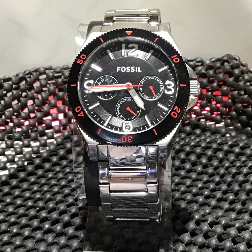 Fossil Multifunction - image 1